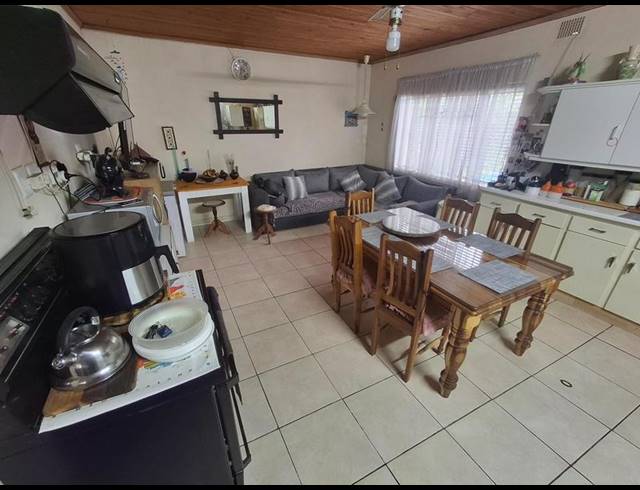 3 BEDROOM HOUSE FOR SALE IN GEORGE EAST
